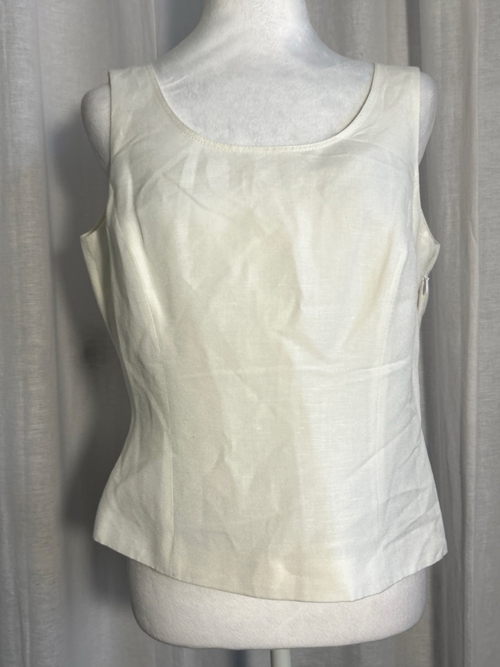 Sleeveless White Linen Tank Top